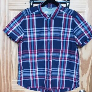 Eddie Bauer Travel Navy and Red Plaid Button Down Shirt